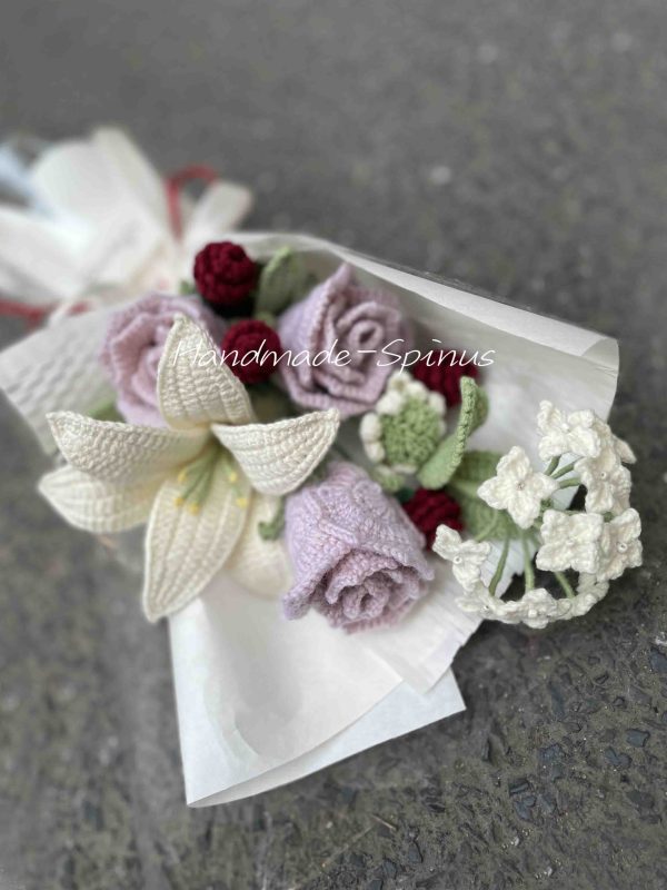 Handmade-Spinus Crochet Knit Bouquet