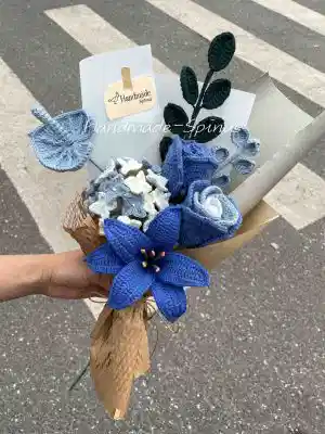 Handmade-Spinus Crochet Knit Bouquet