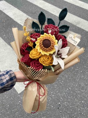 Handmade-Spinus Crochet Knit Bouquet