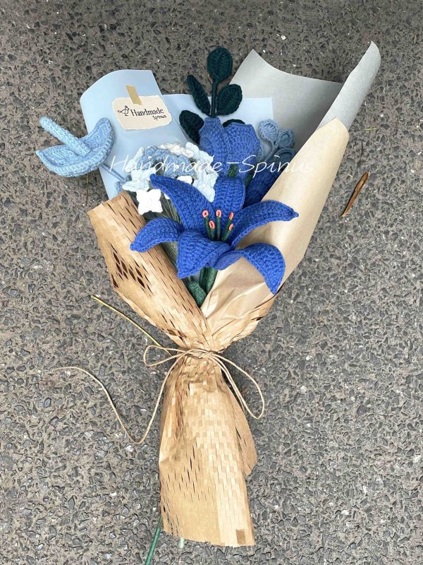Handmade-Spinus Crochet Knit Bouquet