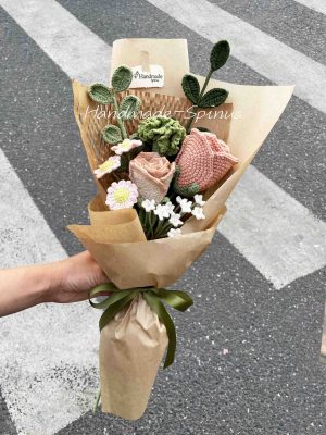 Handmade-Spinus Crochet Knit Bouquet