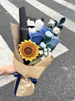 Handmade-Spinus Crochet Knit Bouquet