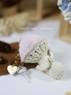 Handmade-Spinus Crochet Knit Pendant