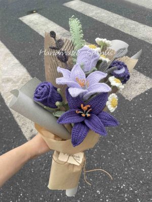 Handmade-Spinus Crochet Knit Bouquet