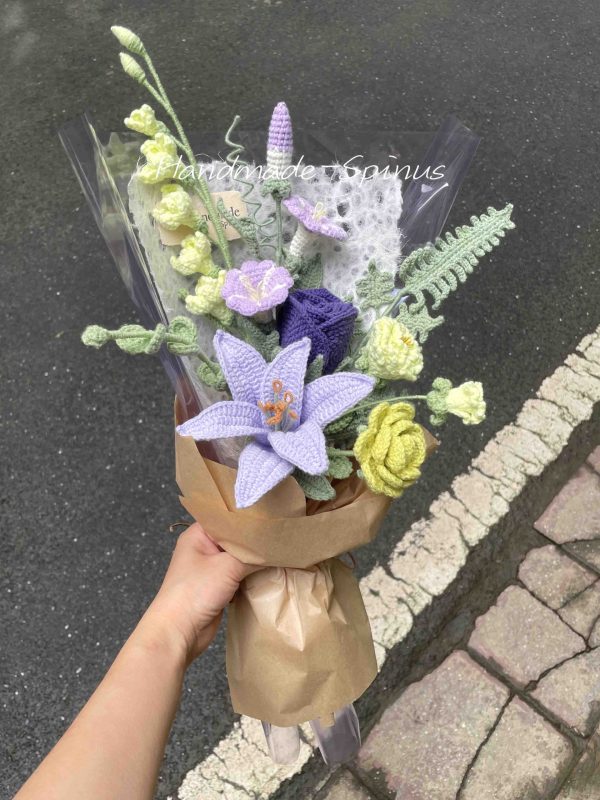 Handmade-Spinus Crochet Knit Bouquet