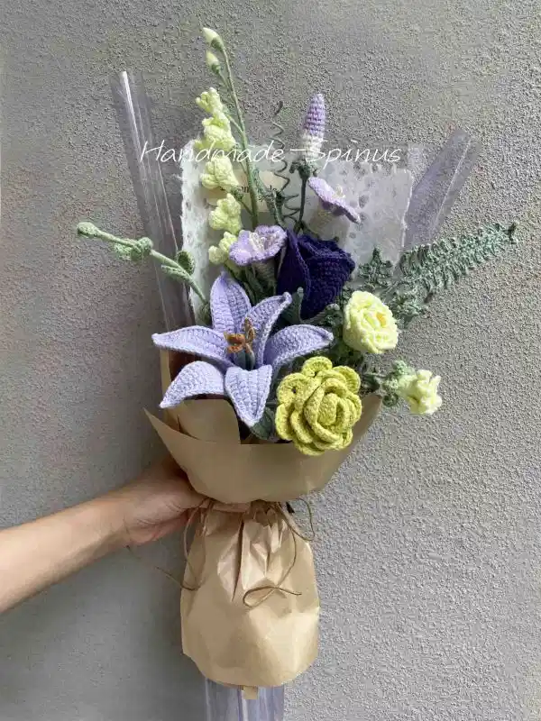 Handmade-Spinus Crochet Knit Bouquet