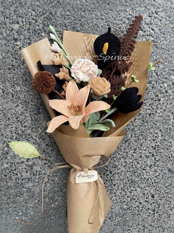 Handmade-Spinus Crochet Knit Bouquet
