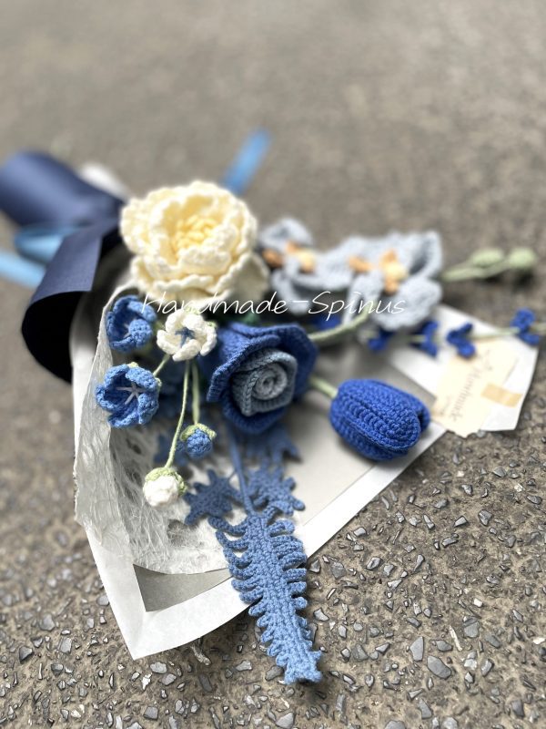 Handmade-Spinus Crochet Knit Bouquet
