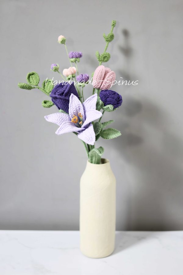 Handmade-Spinus Crochet Knit Bouquet