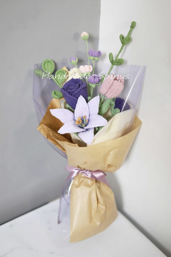 Handmade-Spinus Crochet Knit Bouquet