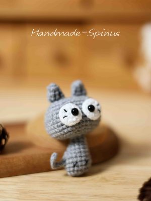 Handmade-Spinus Crochet Knit Cat