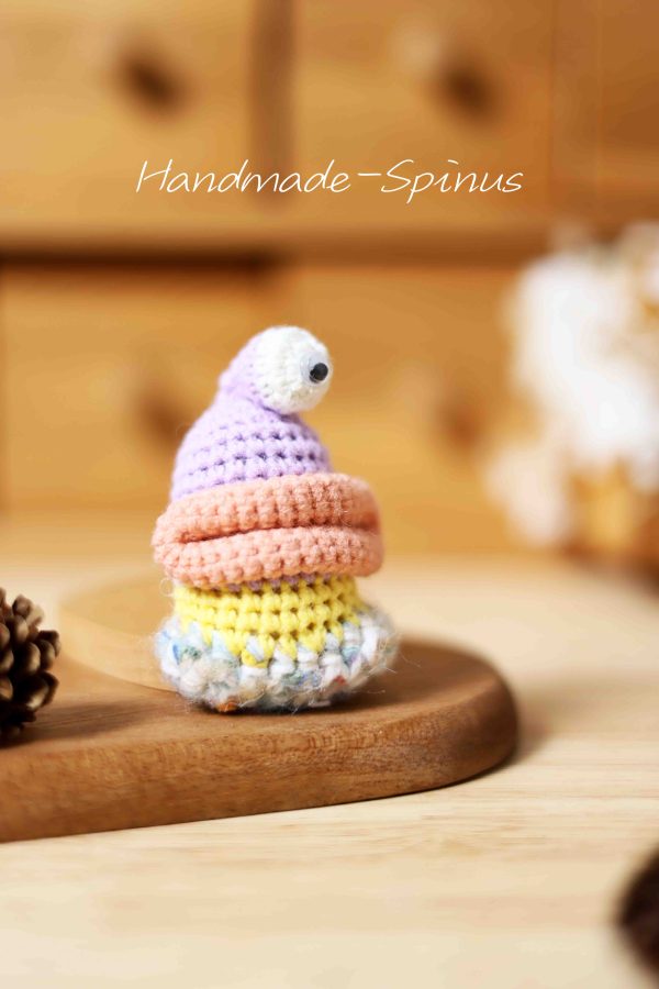 Handmade-Spinus Crochet Knit Mixed Stitch Little Monster