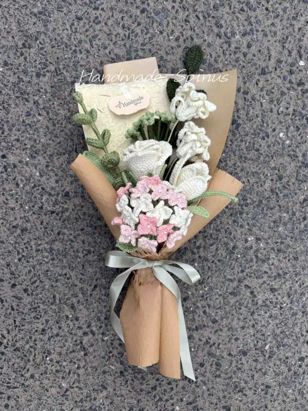 Handmade-Spinus Crochet Knit Bouquet