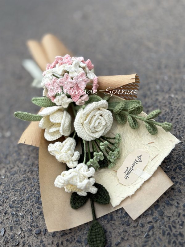Handmade-Spinus Crochet Knit Bouquet
