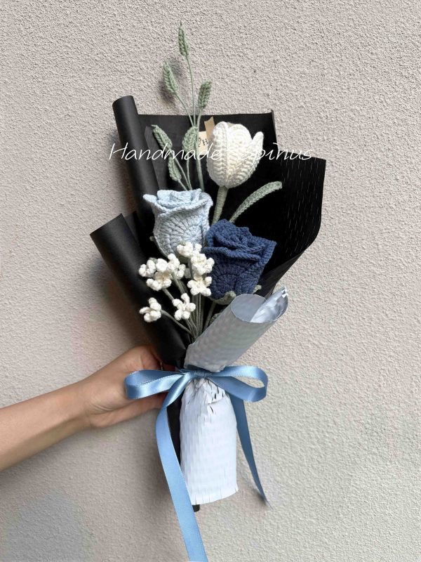 Handmade-Spinus Crochet Knit Bouquet