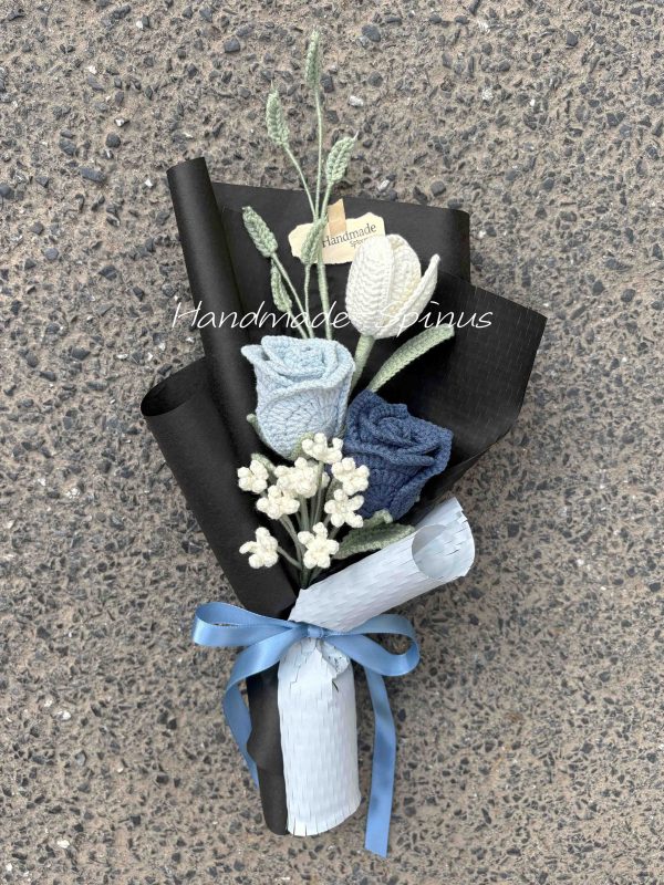 Handmade-Spinus Crochet Knit Bouquet