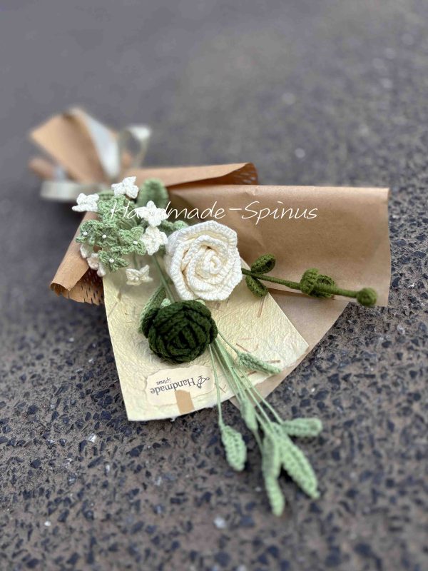 Handmade-Spinus Crochet Knit Bouquet